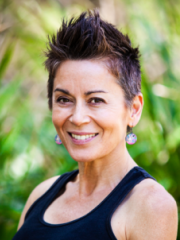 Linda Thomson
